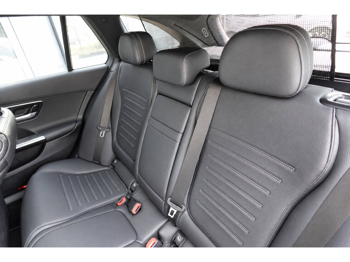 Mercedes-Benz C-Klasse Estate 300 e AMG Line PANO KEYLESS 360