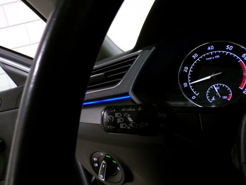 Škoda Superb Combi 1.5 TSI ACT Sportline Business Pano Apple-Carplay Leer Trekhaak Stoelverwarming Android-Auto Memory-seat DAB+