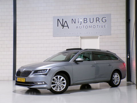 Škoda Superb Combi 1.5 TSI ACT Sportline Business Pano Apple-Carplay Leer Trekhaak Stoelverwarming Android-Auto Memory-seat DAB+