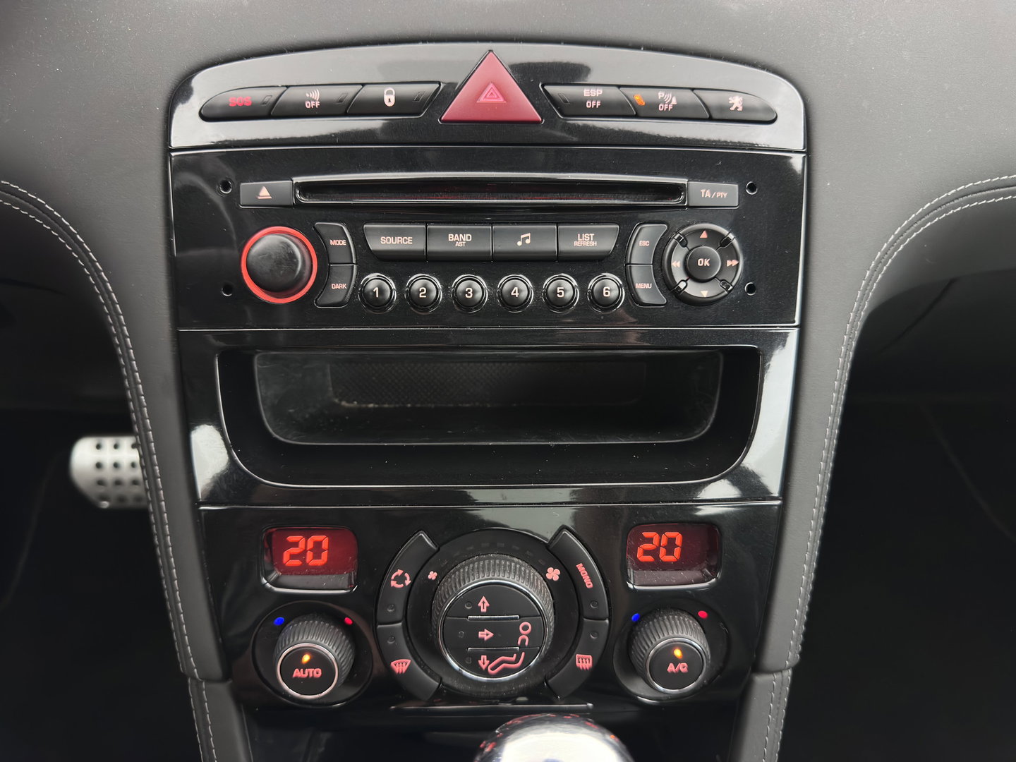 Peugeot RCZ 1.6 THP Aut. *LEATHER | HEATED-SPORTSEATS | MEMORY-PACK | ECC | PDC | CRUISE | 18''ALU*