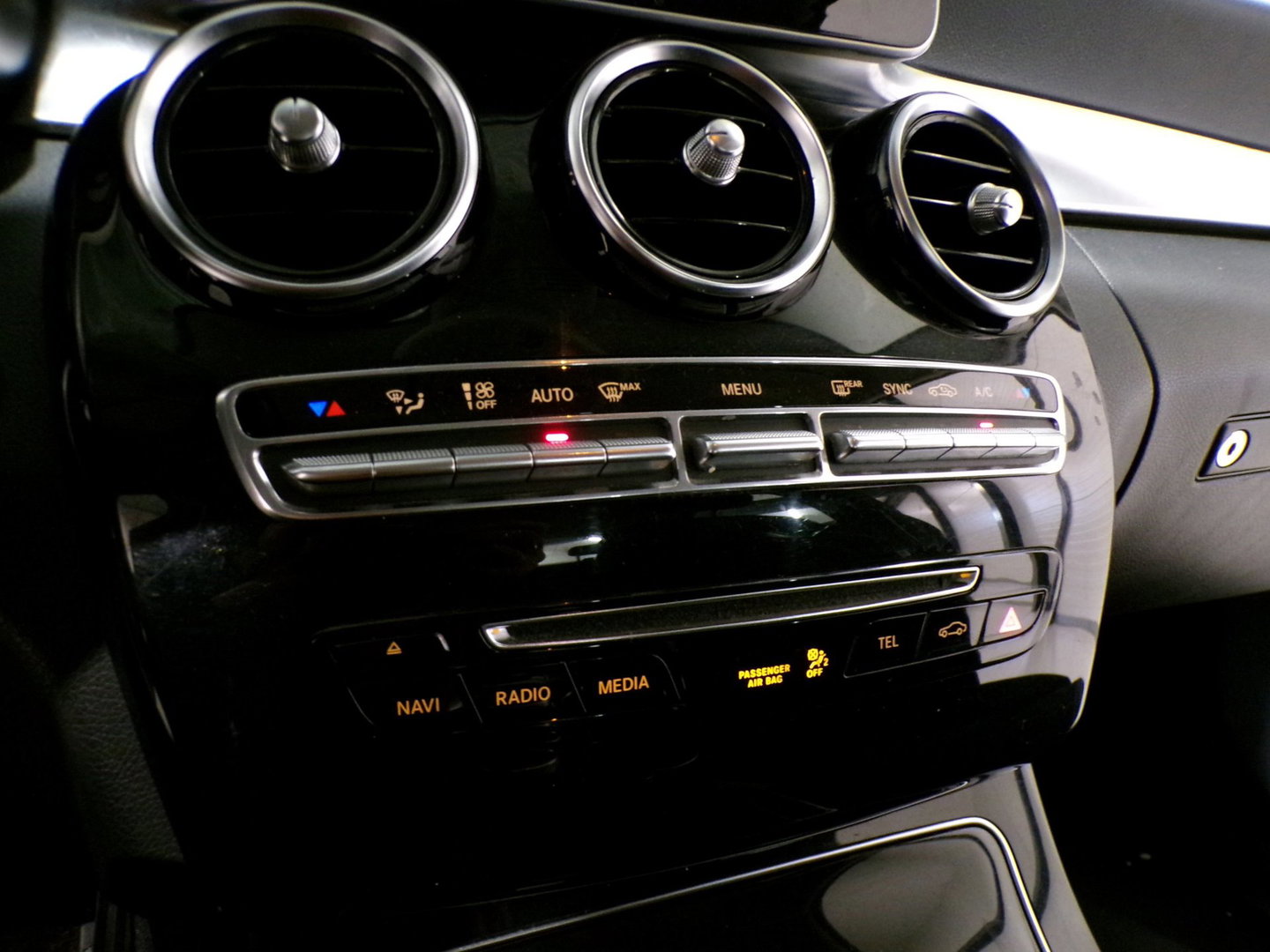 Mercedes-Benz C-Klasse 180 CDI Lease Edition "Origineel NL!" Navigatie Bluetooth Cruise Parkeersensoren Led-koplampen