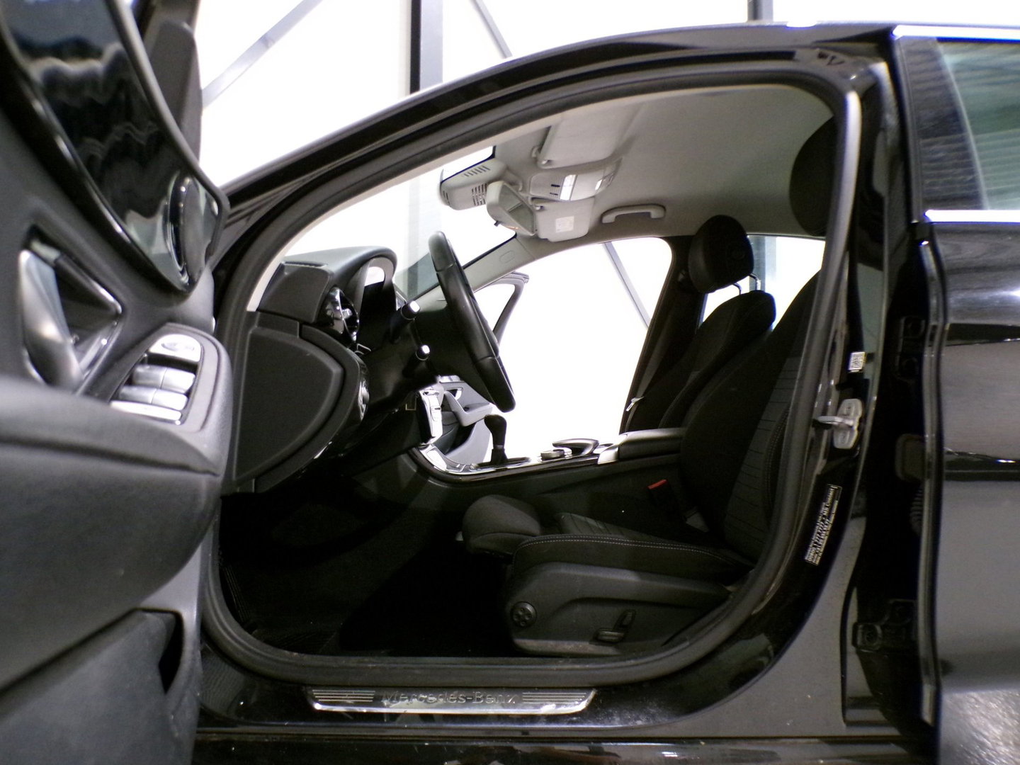 Mercedes-Benz C-Klasse 180 CDI Lease Edition "Origineel NL!" Navigatie Bluetooth Cruise Parkeersensoren Led-koplampen