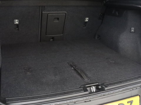 Volvo XC40 Recharge P8 AWD R-Design
