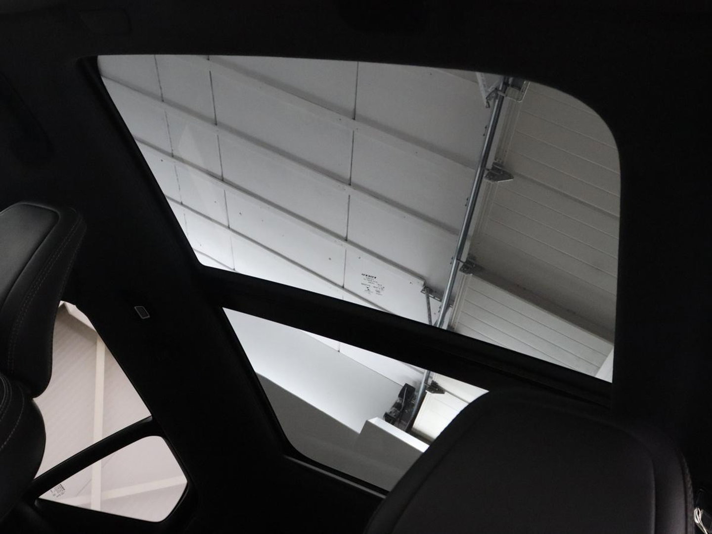 Volvo XC40 Recharge P8 AWD R-Design