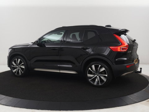 Volvo XC40 Recharge P8 AWD R-Design