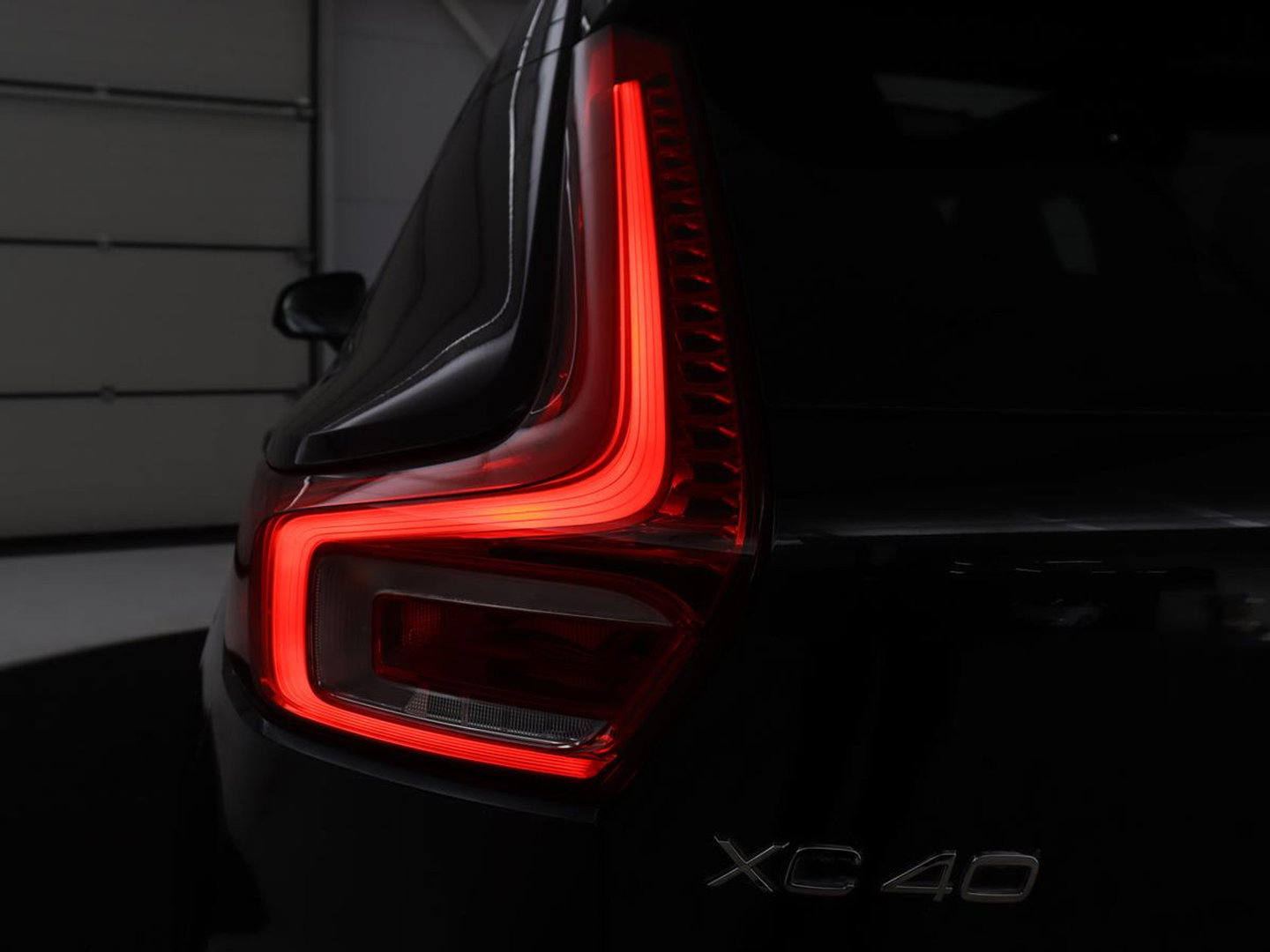 Volvo XC40 Recharge P8 AWD R-Design