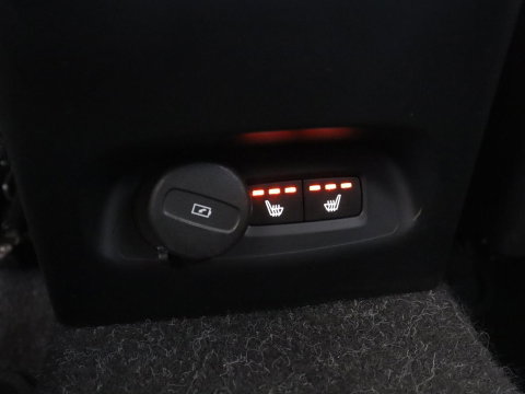 Volvo XC40 Recharge P8 AWD R-Design