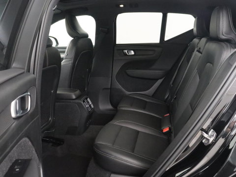 Volvo XC40 Recharge P8 AWD R-Design
