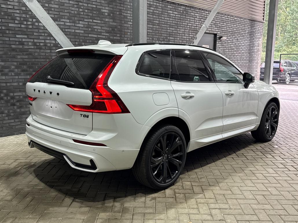 Volvo XC60 T8 Plus Black Edition | Harman/Kardon | Panoramadak | 360° Camera | Head-Up | BLIS | Stuurverwarming | 21 Inch | ACC