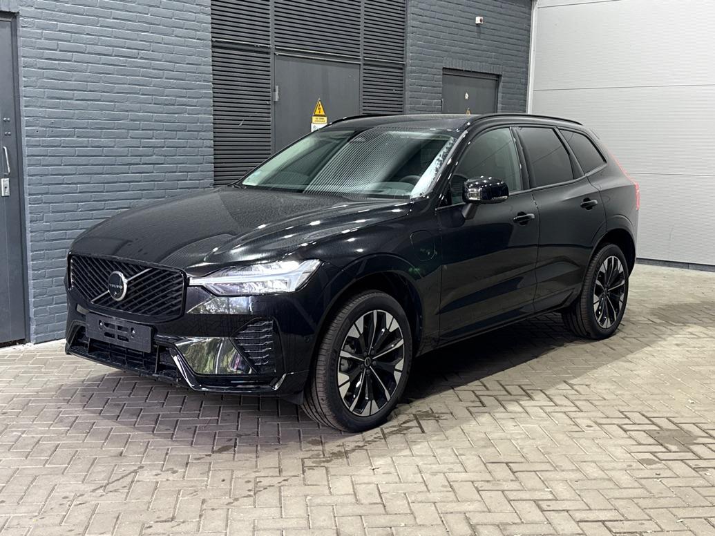 Volvo XC60 T8 Ultra Dark | Luchtvering | Harman/Kardon | Panoramadak | 360° Camera | Head-Up | Stoel+Stuurverwarming | ACC