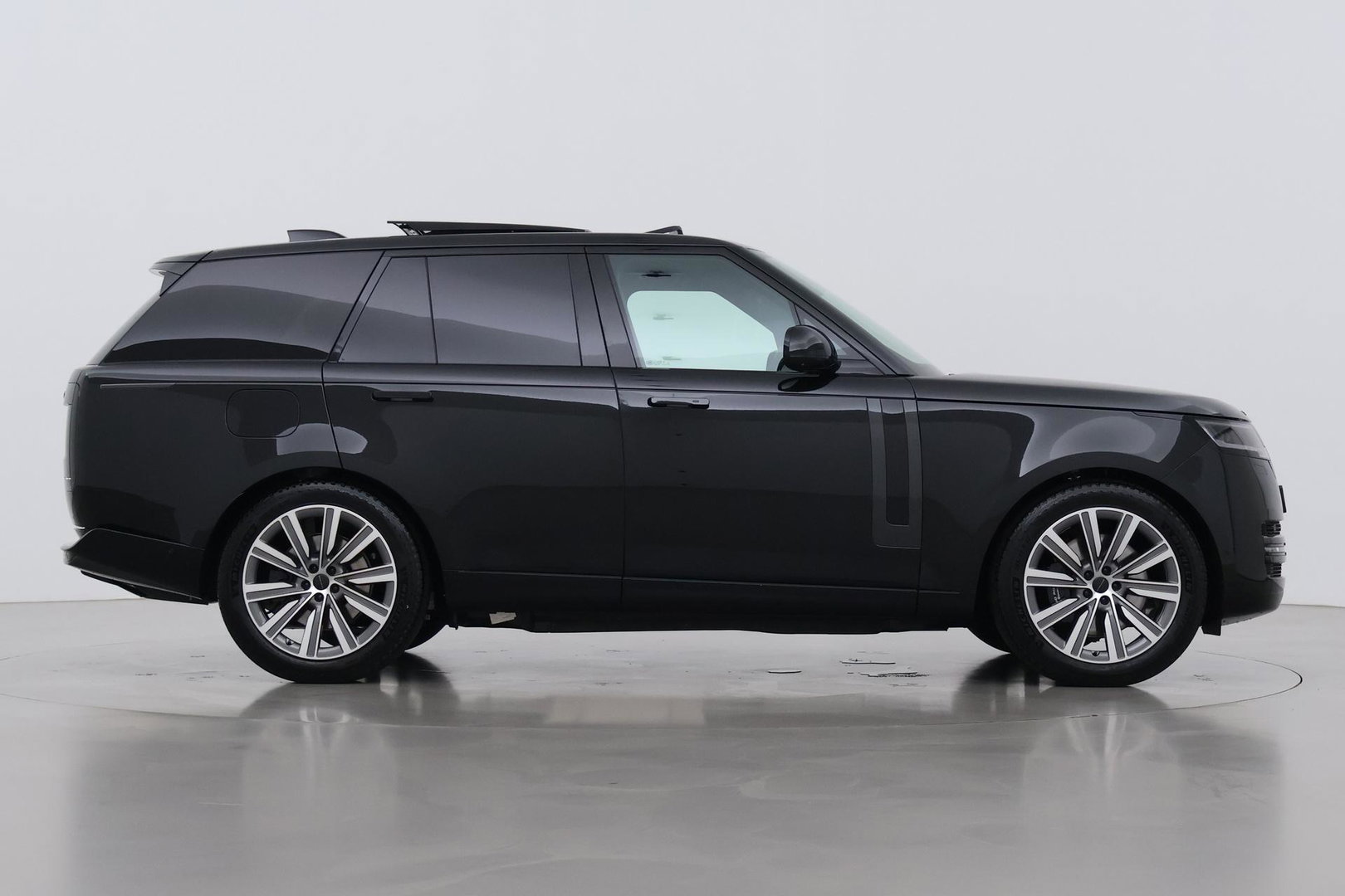 Land Rover Range Rover 3.0 P550e HSE | 23 Inch SV-Bespoke | Meridian 3D | Shadow Exterior Pack | Massage | 360° Camera