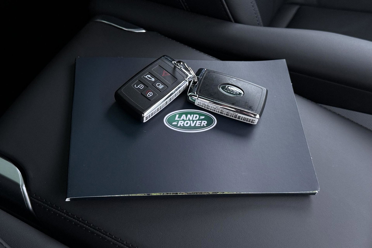 Land Rover Range Rover 3.0 P550e HSE | 23 Inch SV-Bespoke | Meridian 3D | Shadow Exterior Pack | Massage | 360° Camera