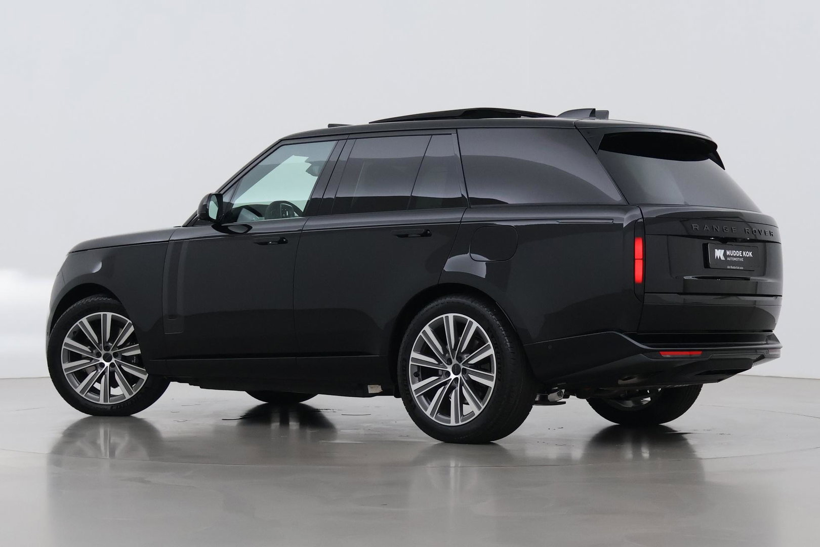 Land Rover Range Rover 3.0 P550e HSE | 23 Inch SV-Bespoke | Meridian 3D | Shadow Exterior Pack | Massage | 360° Camera