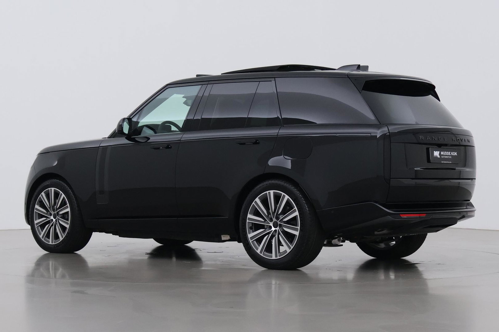 Land Rover Range Rover 3.0 P550e HSE | 23 Inch SV-Bespoke | Meridian 3D | Shadow Exterior Pack | Massage | 360° Camera
