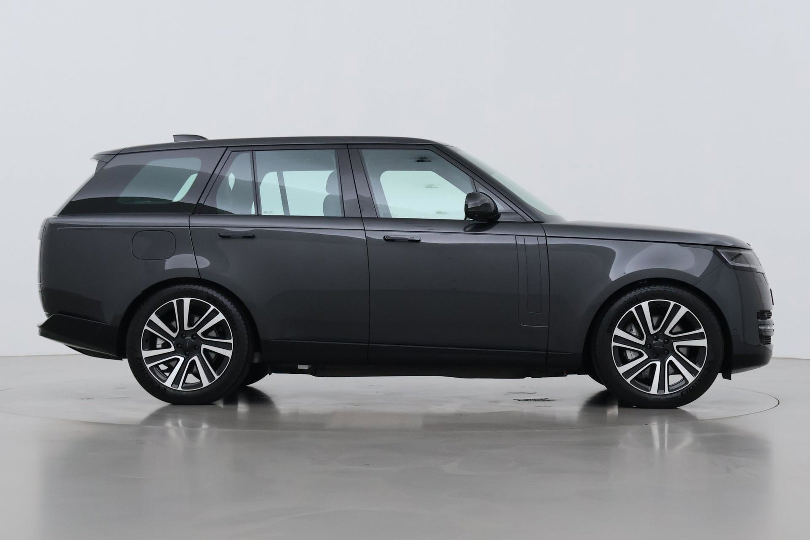 Land Rover Range Rover P550e HSE | Panoramadak | Meridian 3D | Shadow Exterior Pack | Massage | 360° Camera | 22 Inch