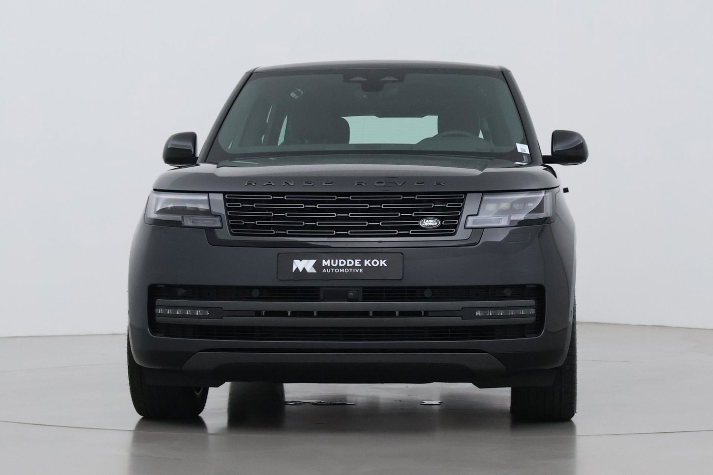 Land Rover Range Rover P550e HSE | Panoramadak | Meridian 3D | Shadow Exterior Pack | Massage | 360° Camera | 22 Inch