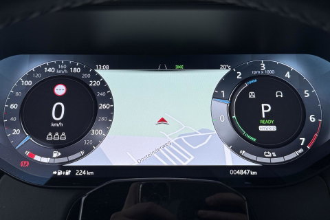 Land Rover Range Rover P550e HSE | Panoramadak | Meridian 3D | Shadow Exterior Pack | Massage | 360° Camera | 22 Inch