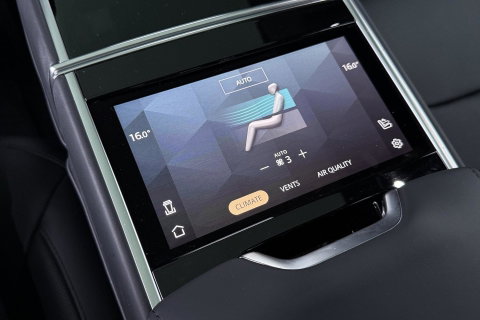 Land Rover Range Rover P550e HSE | Panoramadak | Meridian 3D | Shadow Exterior Pack | Massage | 360° Camera | 22 Inch