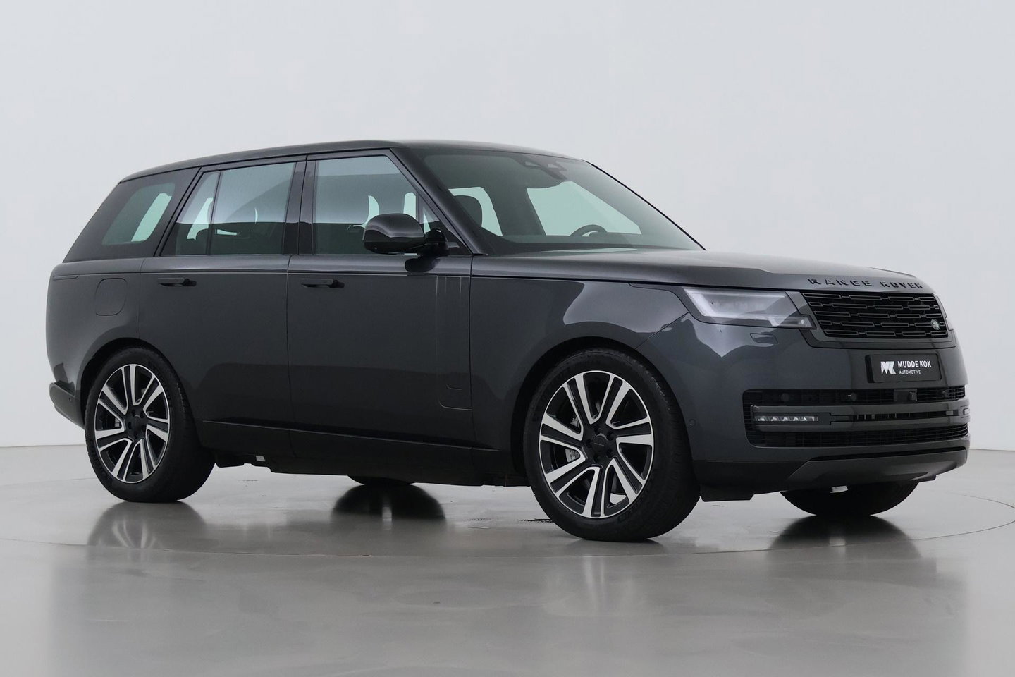 Land Rover Range Rover P550e HSE | Panoramadak | Meridian 3D | Shadow Exterior Pack | Massage | 360° Camera | 22 Inch