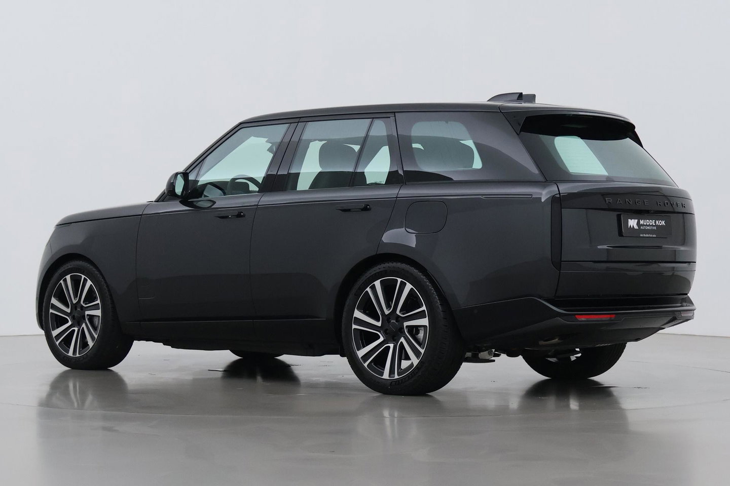 Land Rover Range Rover P550e HSE | Panoramadak | Meridian 3D | Shadow Exterior Pack | Massage | 360° Camera | 22 Inch