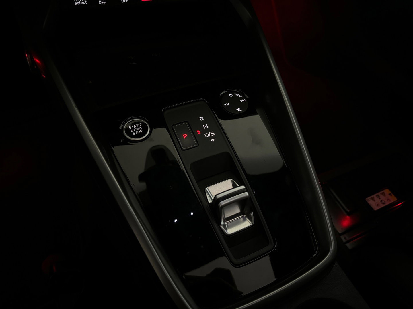 Audi A3 Sportback 35 TFSI S edition Pano|Sfeer|Camera|Keyless|ACC|Lane