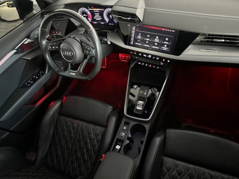 Audi A3 Sportback 35 TFSI S edition Pano|Sfeer|Camera|Keyless|ACC|Lane