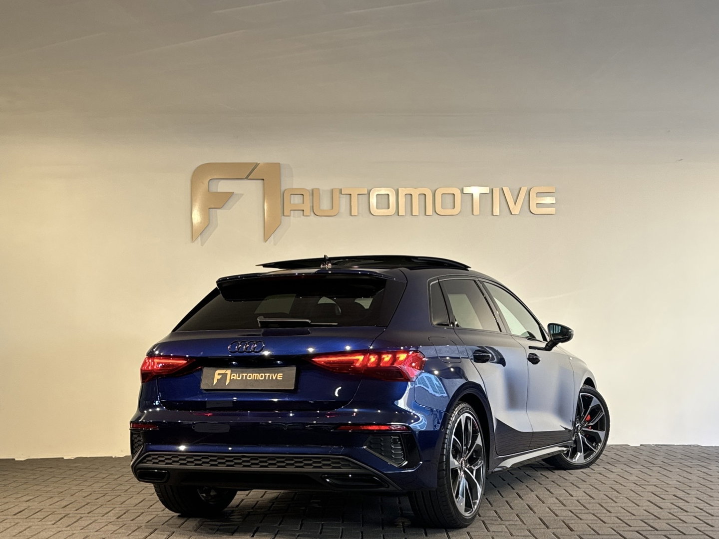 Audi A3 Sportback 35 TFSI S edition Pano|Sfeer|Camera|Keyless|ACC|Lane