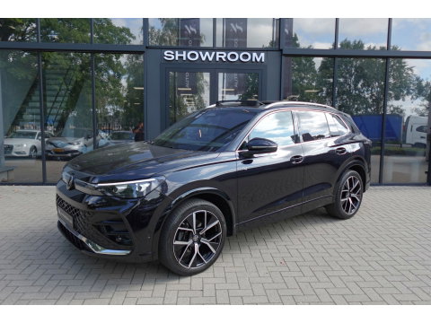Volkswagen Tiguan 1.5 eTSI R-Line Business PANO KEYLESS H&K
