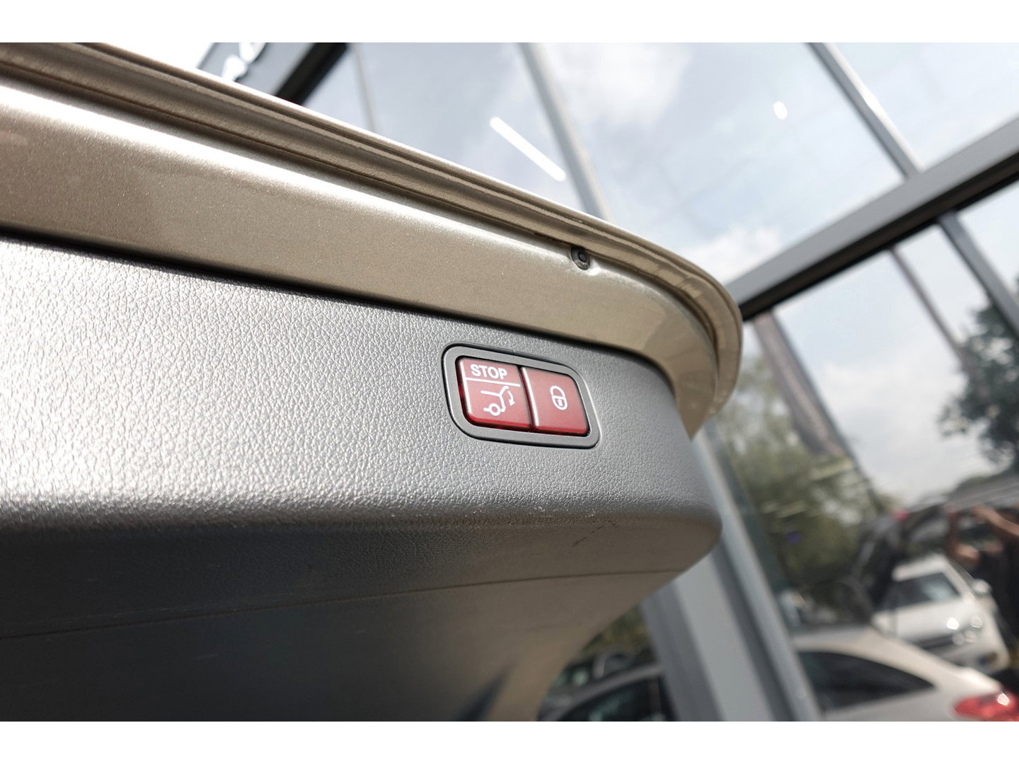 Mercedes-Benz C-Klasse Estate 300 e AMG Line PANO KEYLESS 360