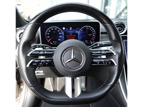 Mercedes-Benz C-Klasse Estate 300 e AMG Line PANO KEYLESS 360