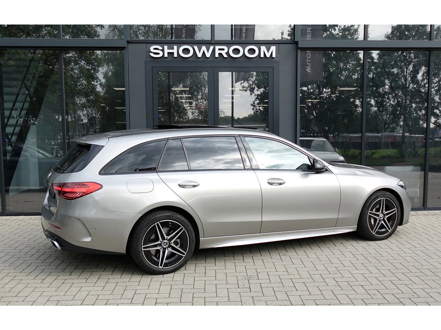Mercedes-Benz C-Klasse Estate 300 e AMG Line PANO KEYLESS 360