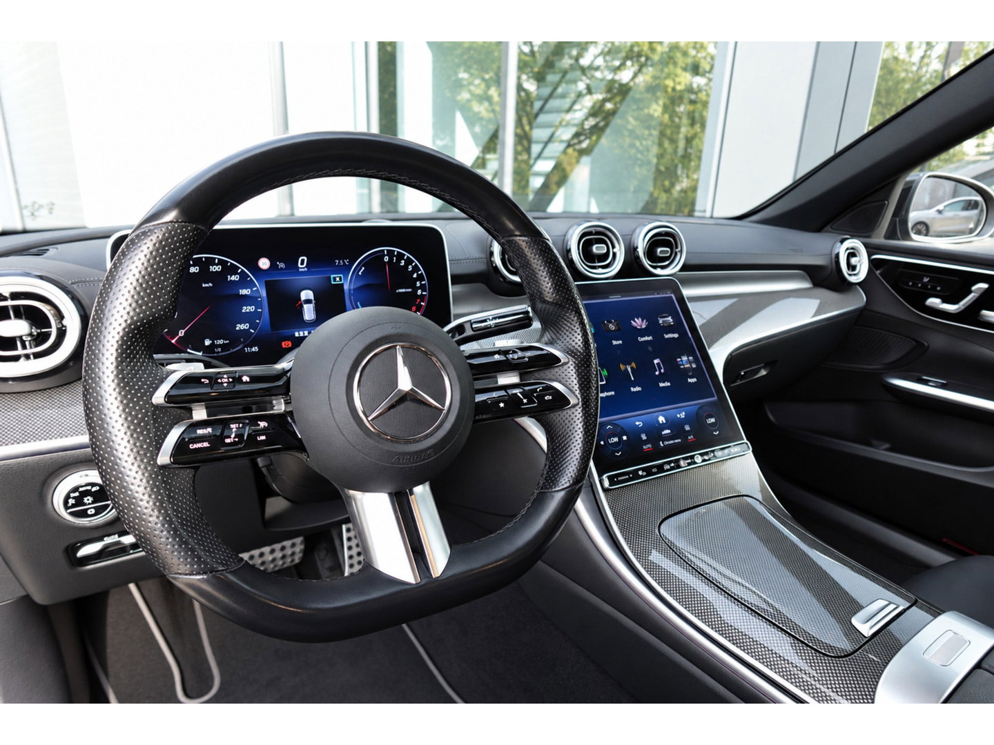 Mercedes-Benz C-Klasse Estate 300 e AMG Line PANO KEYLESS 360