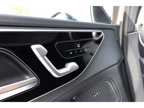 Mercedes-Benz C-Klasse Estate 300 e AMG Line PANO KEYLESS 360