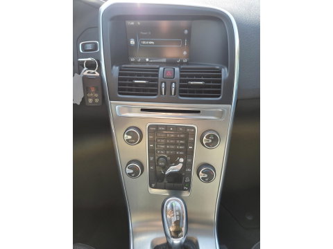 Volvo XC60 2.4 D5 AWD Summum Pano Leer Grijs kenteken