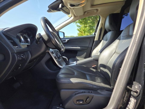 Volvo XC60 2.4 D5 AWD Summum Pano Leer Grijs kenteken