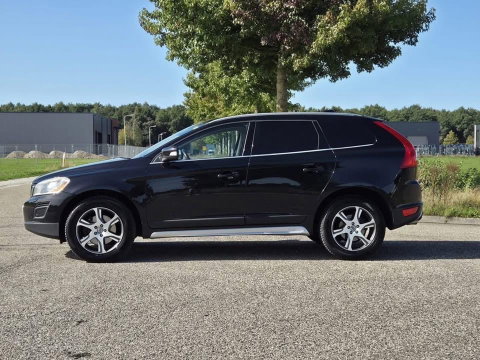 Volvo XC60 2.4 D5 AWD Summum Pano Leer Grijs kenteken