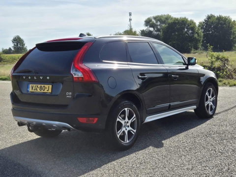 Volvo XC60 2.4 D5 AWD Summum Pano Leer Grijs kenteken