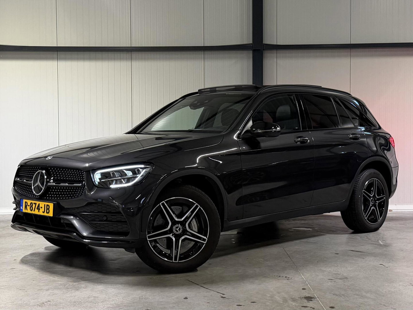 Mercedes-Benz GLC 300e 4MATIC AMG Pano Virtual Trekhaak