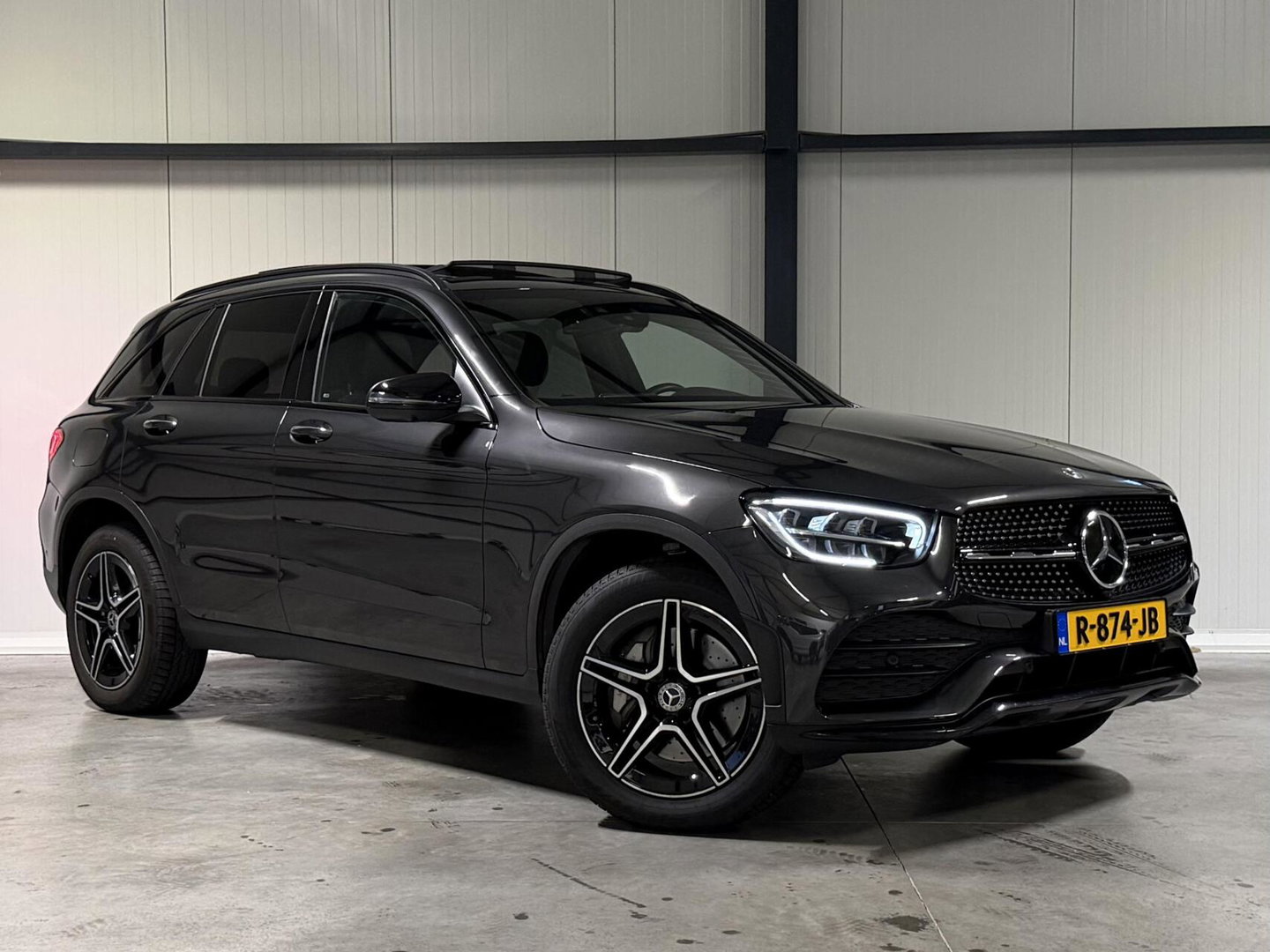 Mercedes-Benz GLC 300e 4MATIC AMG Pano Virtual Trekhaak
