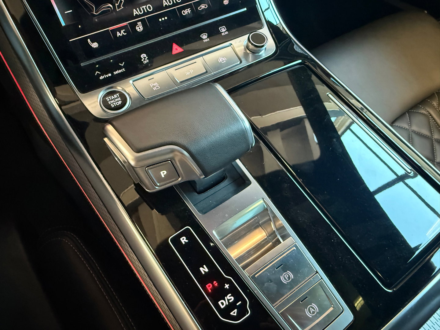 Audi Q8 60 TFSI e quattro S Line Pano|RS Seat|HuD|4-Wiel|B&O