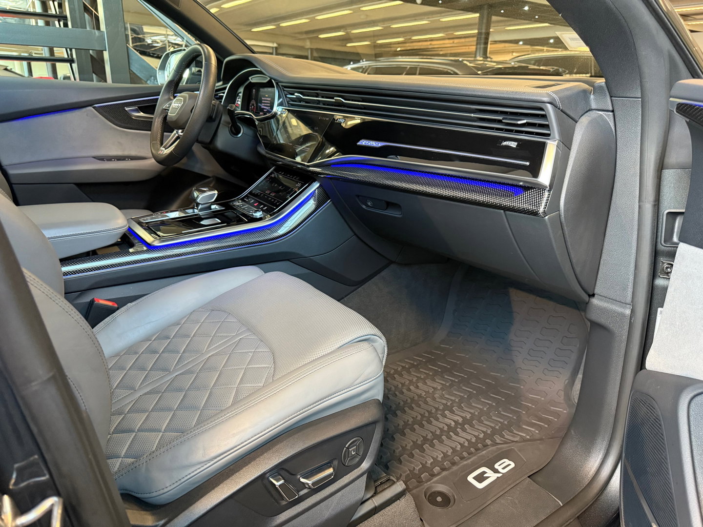 Audi Q8 60 TFSI e quattro S Line Pano|RS Seat|Carbon|HuD|B&O