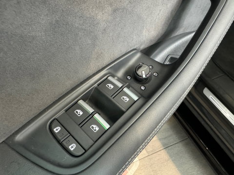 Audi Q8 60 TFSI e quattro S Line Pano|RS Seat|HuD|B&O|Trekhaak