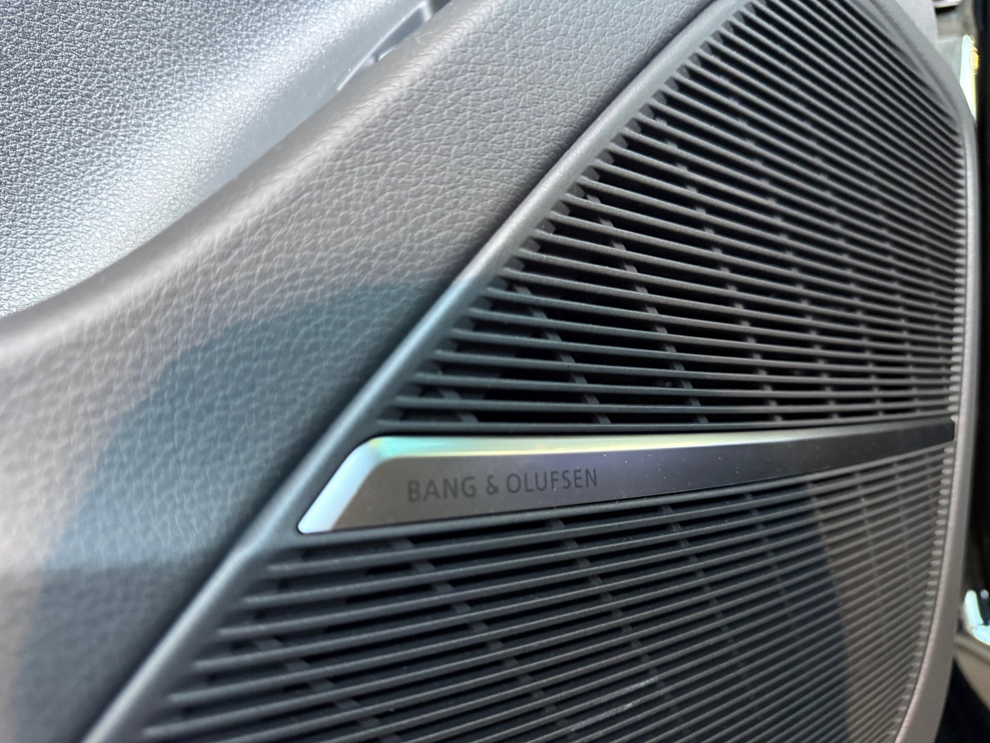 Audi Q8 60 TFSI e quattro S Line Compe Pano|RS Seats|BTW|HuD