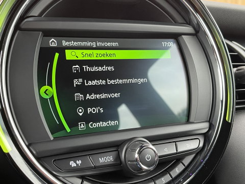 MINI 3-deurs 1.5 Cooper Chili | Origineel Nederlands | NAP | Keyless go/entry | Stoelverwarming | Airconditioning | Bluetooth | Rijmodus Regeling | Zwarte Hemel |