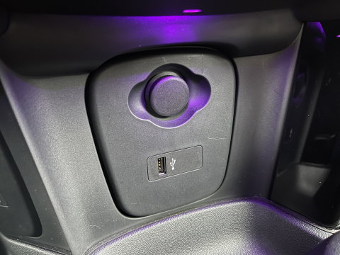 MINI 3-deurs 1.5 Cooper Chili | Origineel Nederlands | NAP | Keyless go/entry | Stoelverwarming | Airconditioning | Bluetooth | Rijmodus Regeling | Zwarte Hemel |