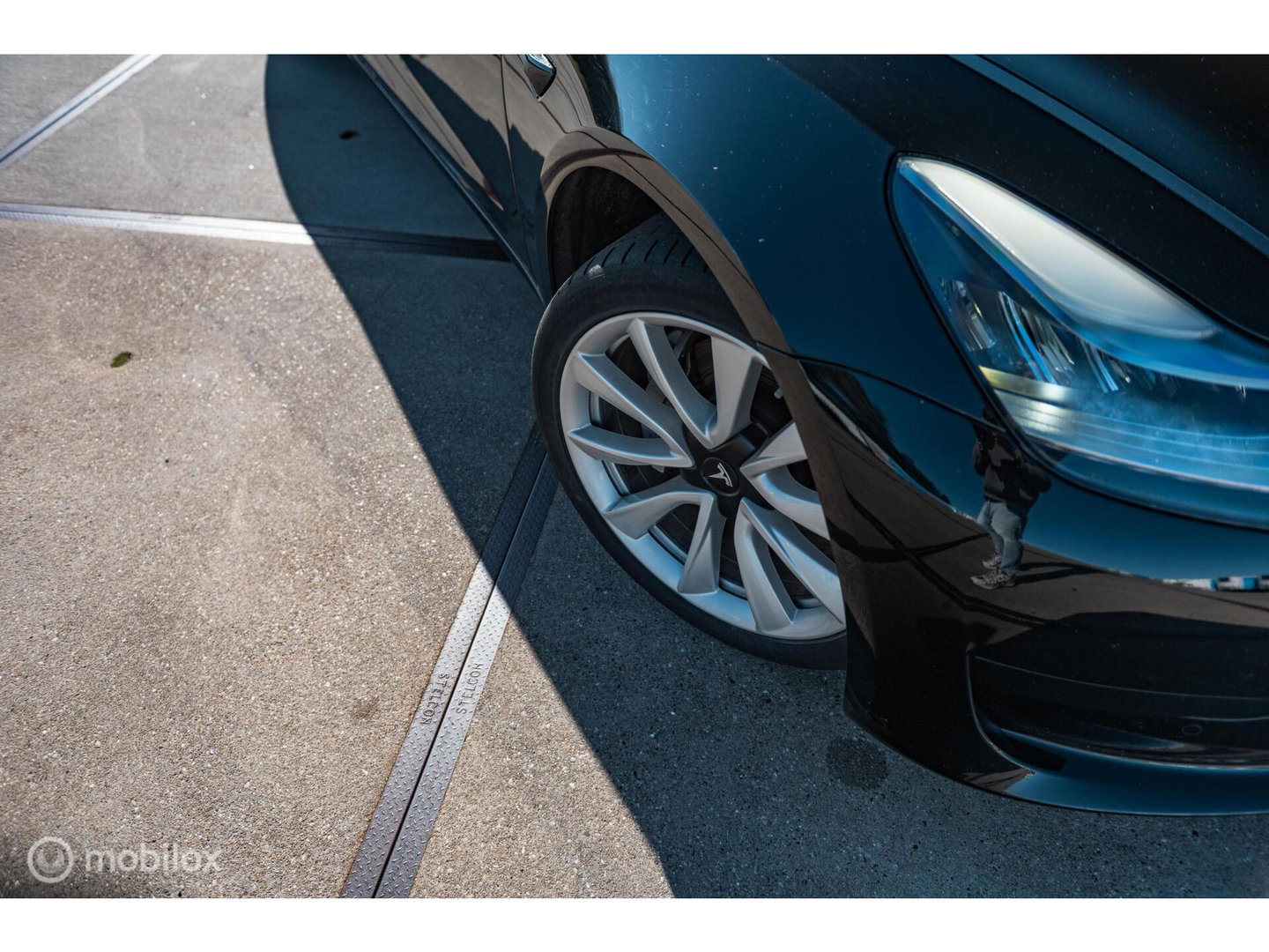 Tesla Model 3 Standard RWD Plus 60 kWh