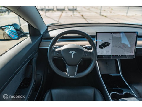 Tesla Model 3 Standard RWD Plus 60 kWh