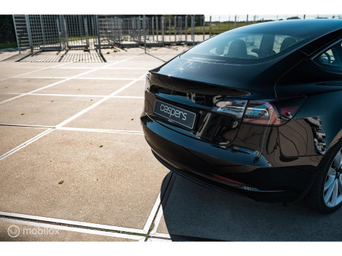 Tesla Model 3 Standard RWD Plus 60 kWh