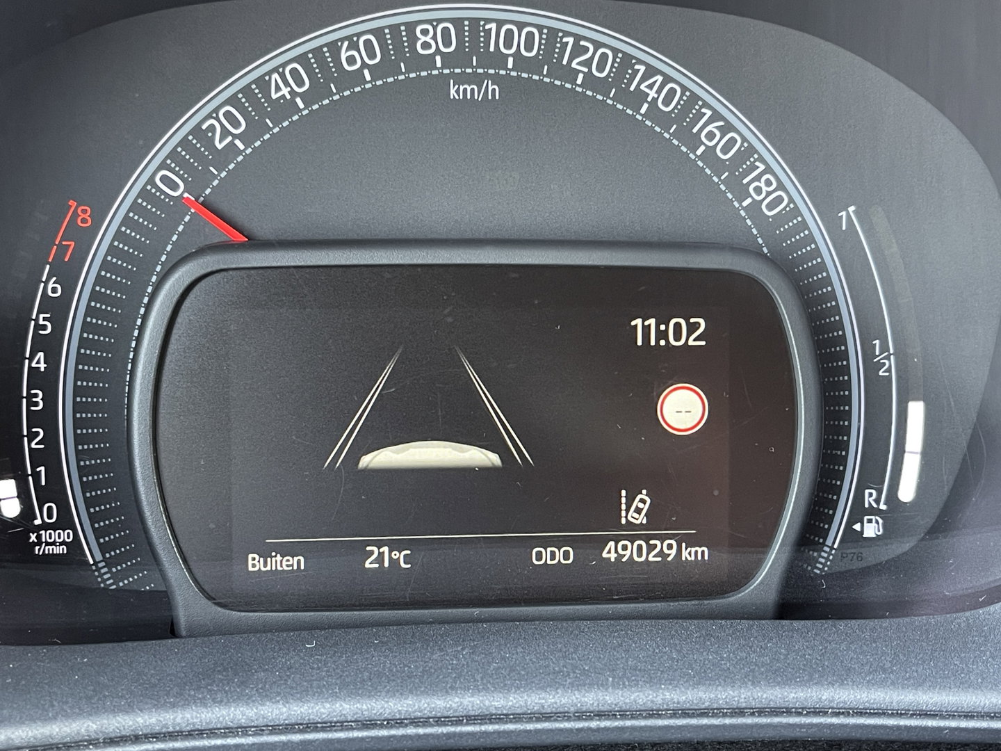 Toyota Aygo X 1.0 VVT-i MT Play | Cruise Control Adaptief | Achteruitrijcamera | Airconditioning | Bluetooth | DAB+ |