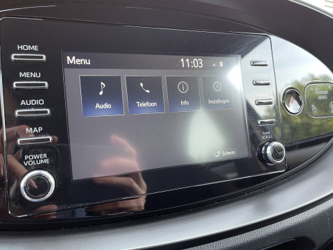 Toyota Aygo X 1.0 VVT-i MT Play | Cruise Control Adaptief | Achteruitrijcamera | Airconditioning | Bluetooth | DAB+ |